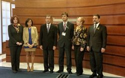 La Fundación Cudeca visita el Parlamento Andaluz