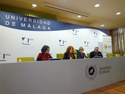 Presentación del I Curso de Experto Universitario en Cuidados Paliativos Y la Ganadora del Concurso de la UMA para el Logo 20º Aniversario de la Fundación Cudeca