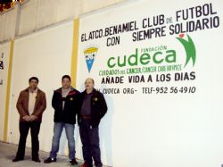 Un solidario Atlético Benamiel C.F. cede una publicidad en su campo a beneficio de Cudeca