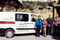 Cajastur donates van to Cudeca Hospice