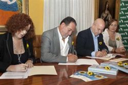 Agreement between the Arroyo Library and Cudeca Hospice